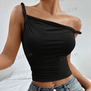 Fun Going Out  Top Off The Shoulder